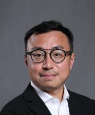 李江 照片